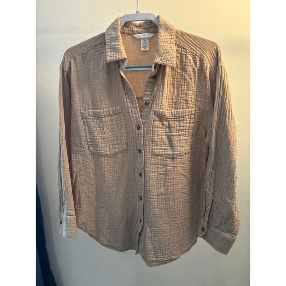 H&M Crinkle Long Sleeve Button Up Shirt Small